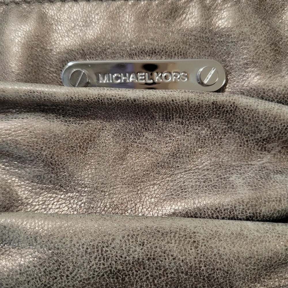 Michael Kors Webster metallic ruched leather clutch/shoulder bag NWOT